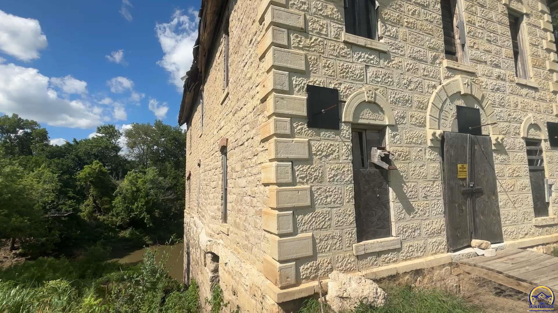 115 Main Street Cedar Point, KS 66843 - Photo 21 of 75