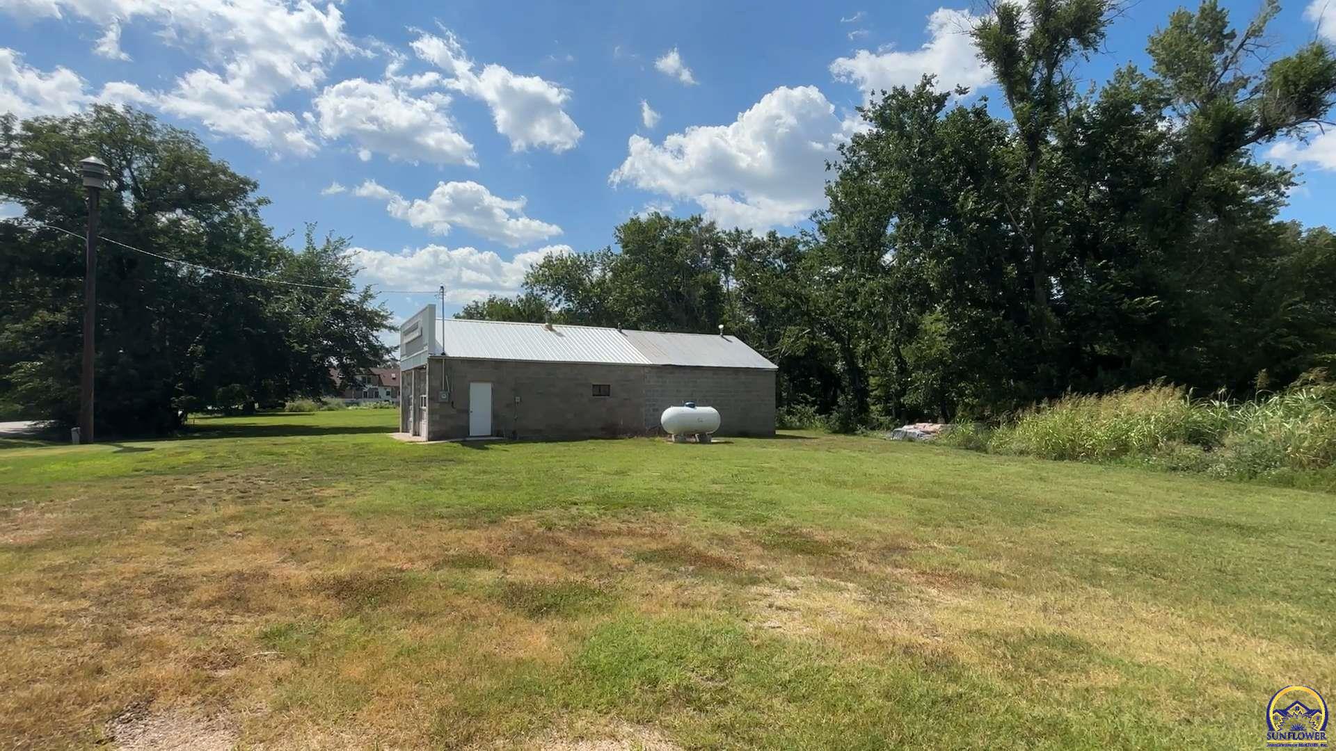 115 Main Street Cedar Point, KS 66843 - Photo 26 of 75