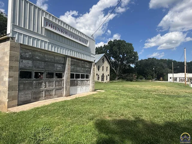 $85,000 | 115 Main Street, Cedar Point, KS 66843