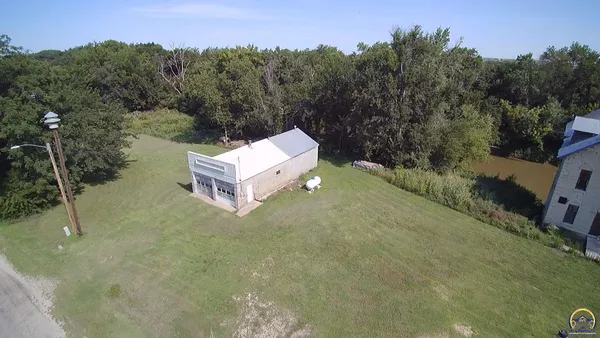 $85,000 | 115 Main Street, Cedar Point, KS 66843