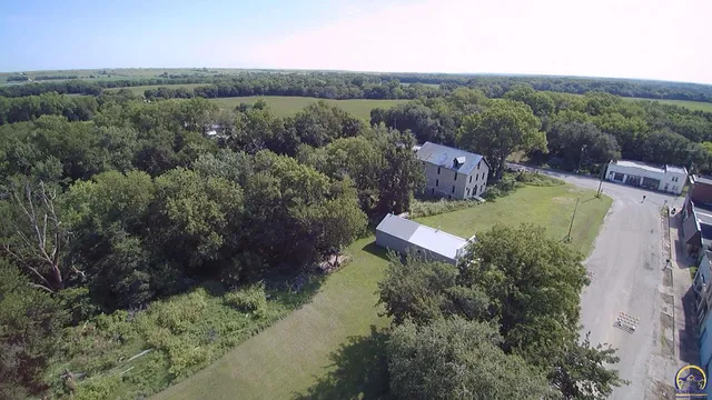 $85,000 | 115 Main Street, Cedar Point, KS 66843