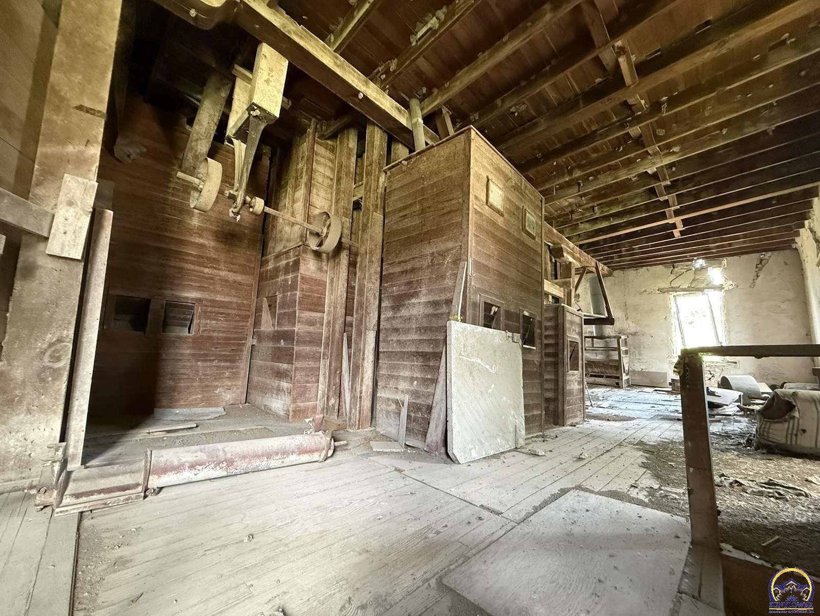 115 Main Street Cedar Point, KS 66843 - Photo 67 of 75