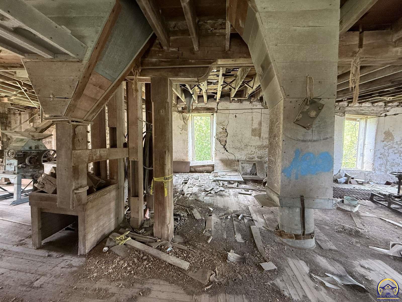 115 Main Street Cedar Point, KS 66843 - Photo 72 of 75