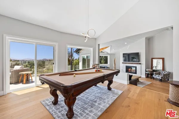 $4,400,000 | 603 Lone Oak Drive, Thousand Oaks, CA 91362