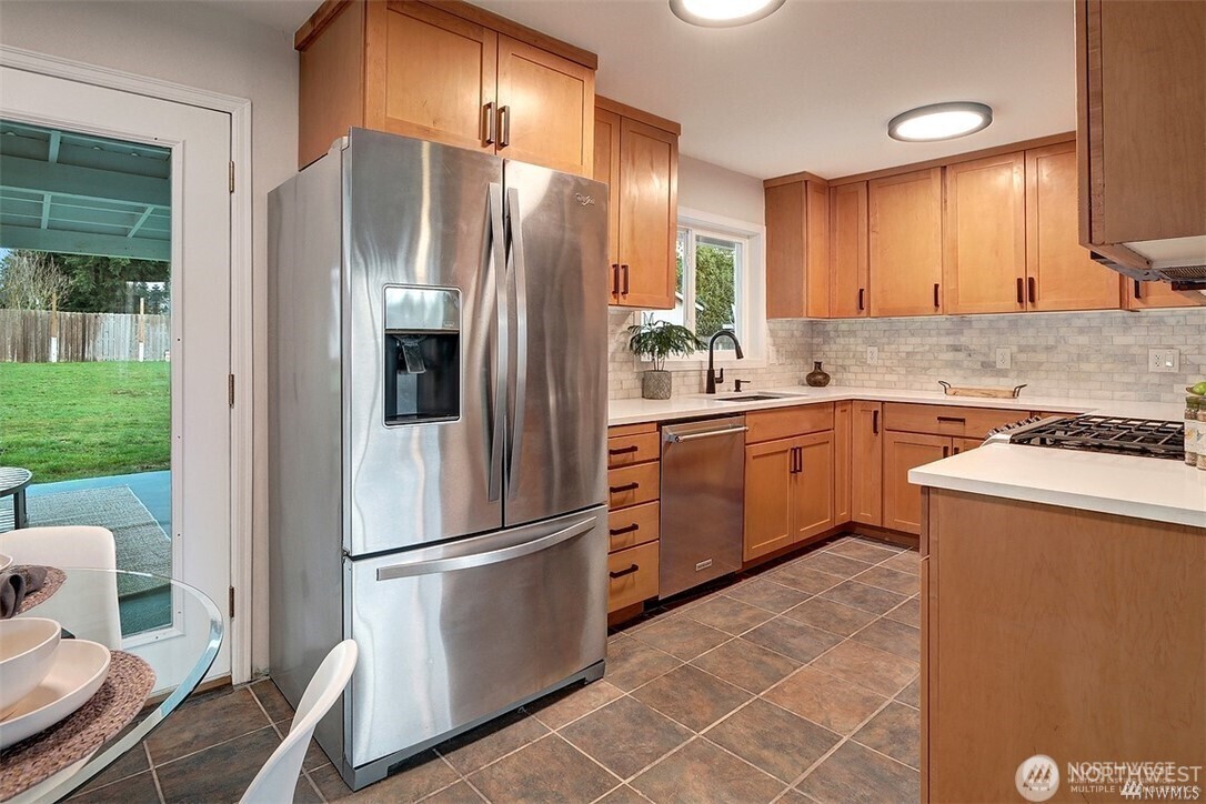 3708 Northeast 22nd Street Renton, WA 98056 - Photo 8 of 20