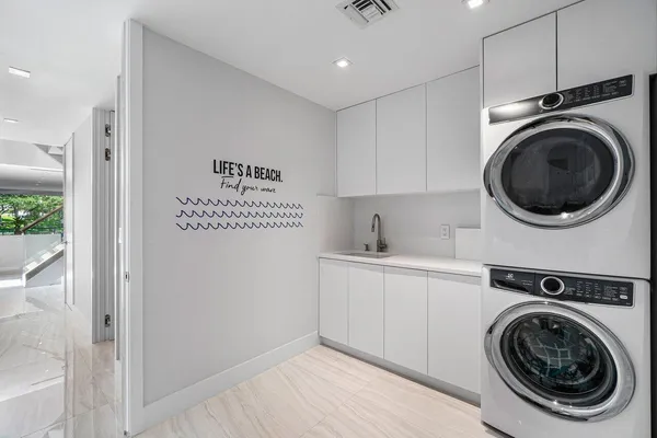 $15,000 | 5284 Boca Marina Circle South, Boca Raton, FL 33487