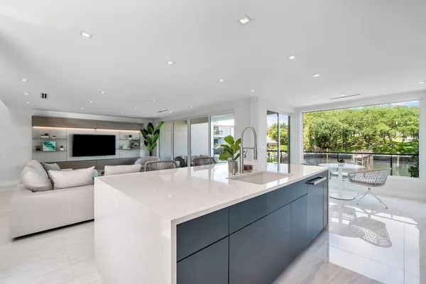 $15,000 | 5284 Boca Marina Circle South, Boca Raton, FL 33487