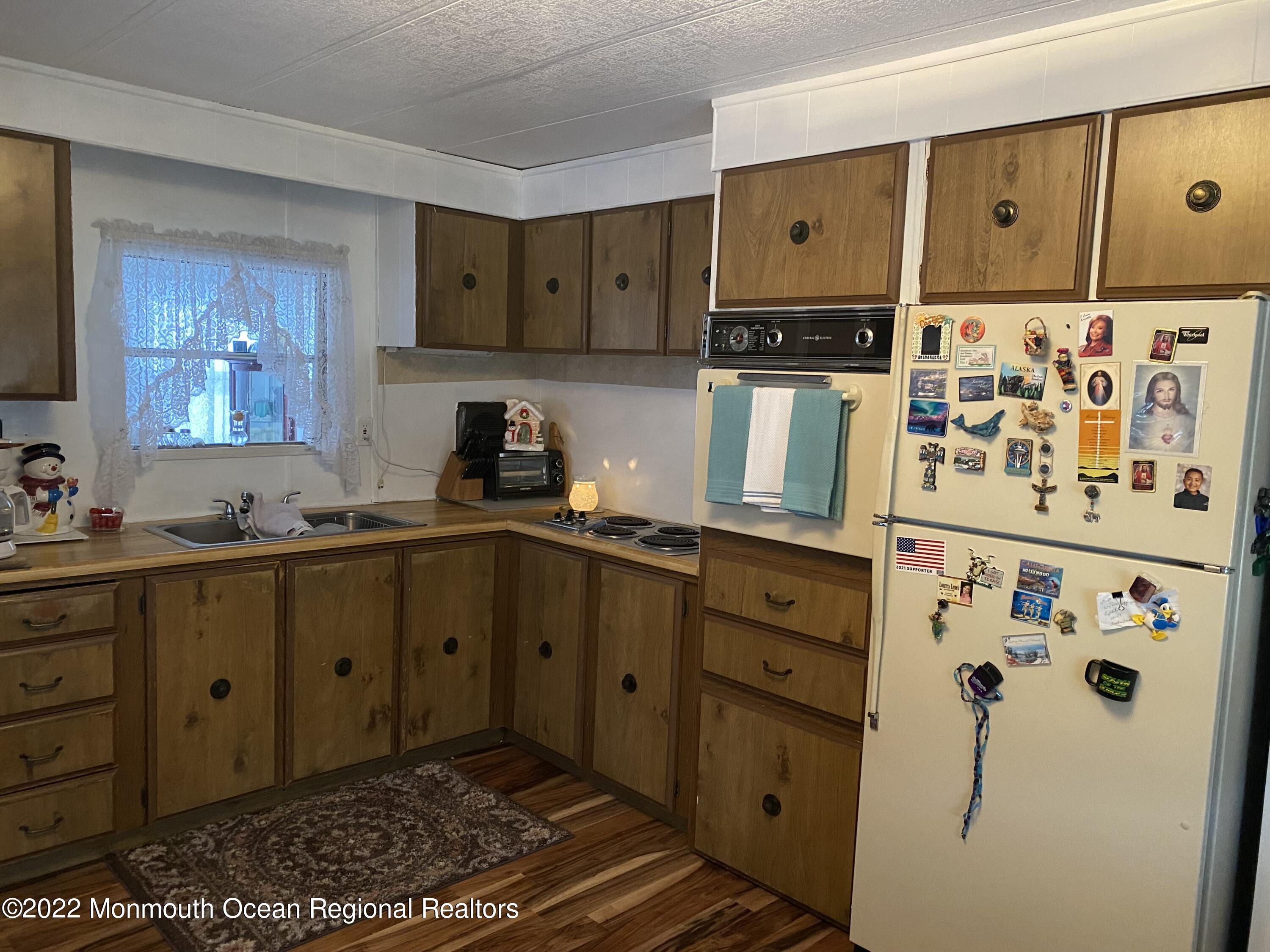 49 Panda Lane Whiting, NJ 08759 - Photo 10 of 26 IMG_0594