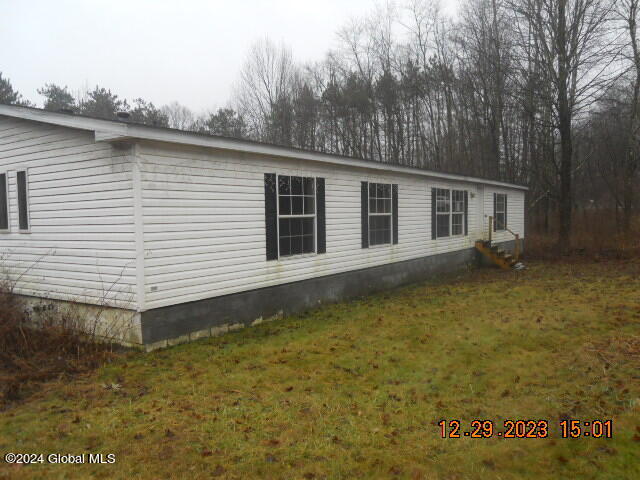 2662 Hwy 22  