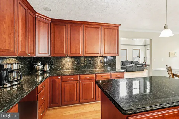 $899,900 | 98 Wateredge Lane, Fredericksburg, VA 22406