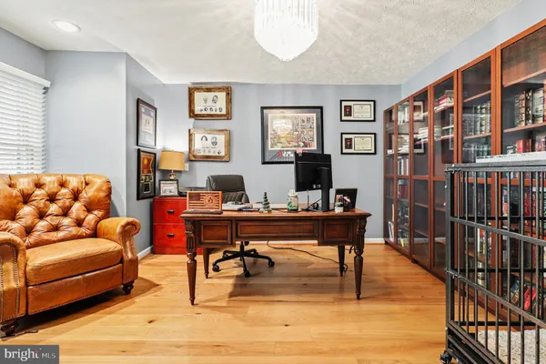 $899,900 | 98 Wateredge Lane, Fredericksburg, VA 22406