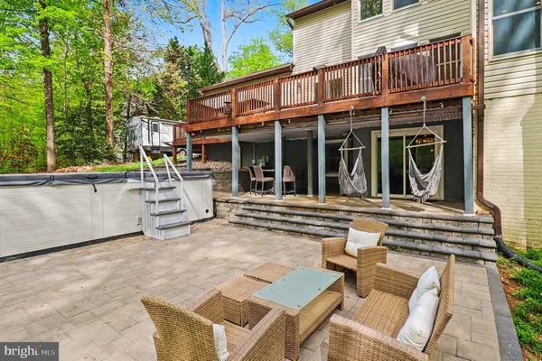 $899,900 | 98 Wateredge Lane, Fredericksburg, VA 22406