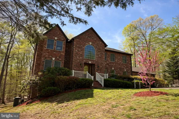 $899,900 | 98 Wateredge Lane, Fredericksburg, VA 22406