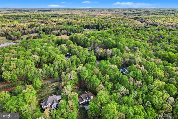 $899,900 | 98 Wateredge Lane, Fredericksburg, VA 22406