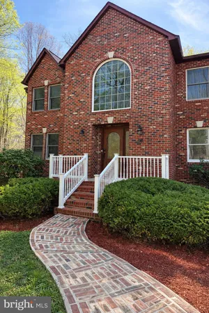 $899,900 | 98 Wateredge Lane, Fredericksburg, VA 22406