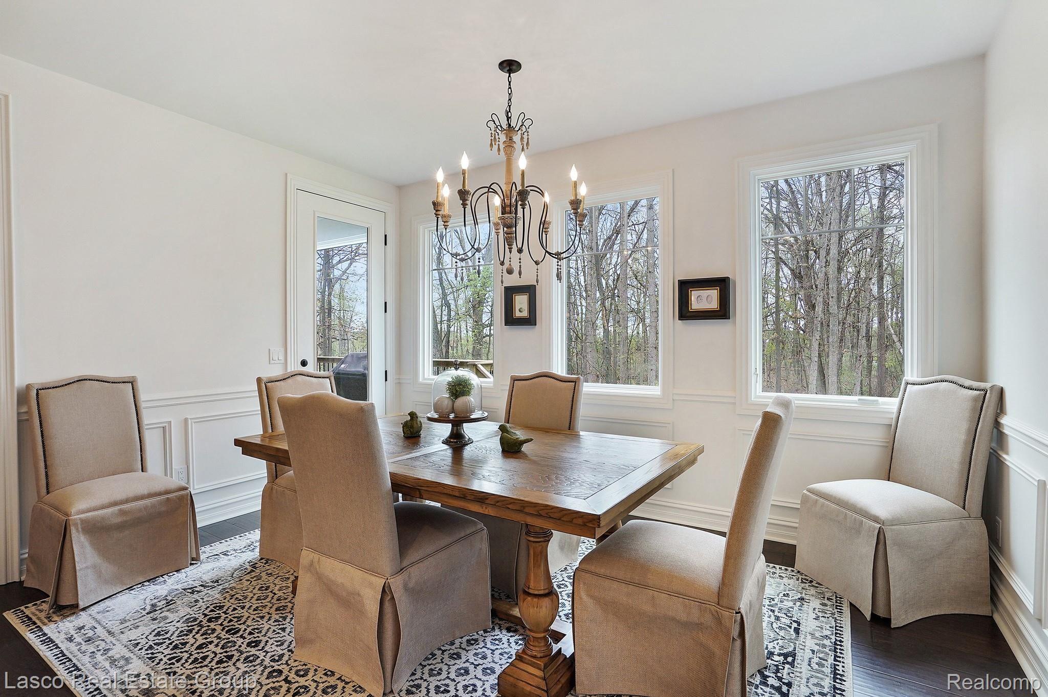 7501 Maple Ridge Drive Clarkston, MI 48346 - Photo 12 of 47 DSC07433.jpg