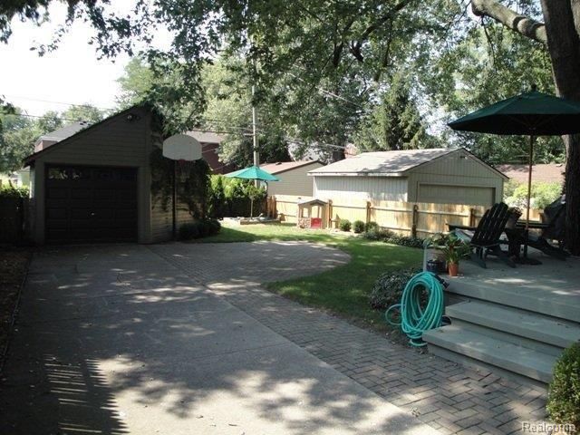 457 Cloverly Road Grosse Pointe, MI 48236 - Photo 12 of 23 Backyard.JPG