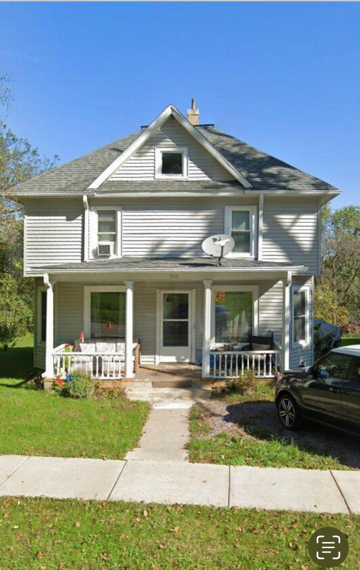 306 West Broadway St