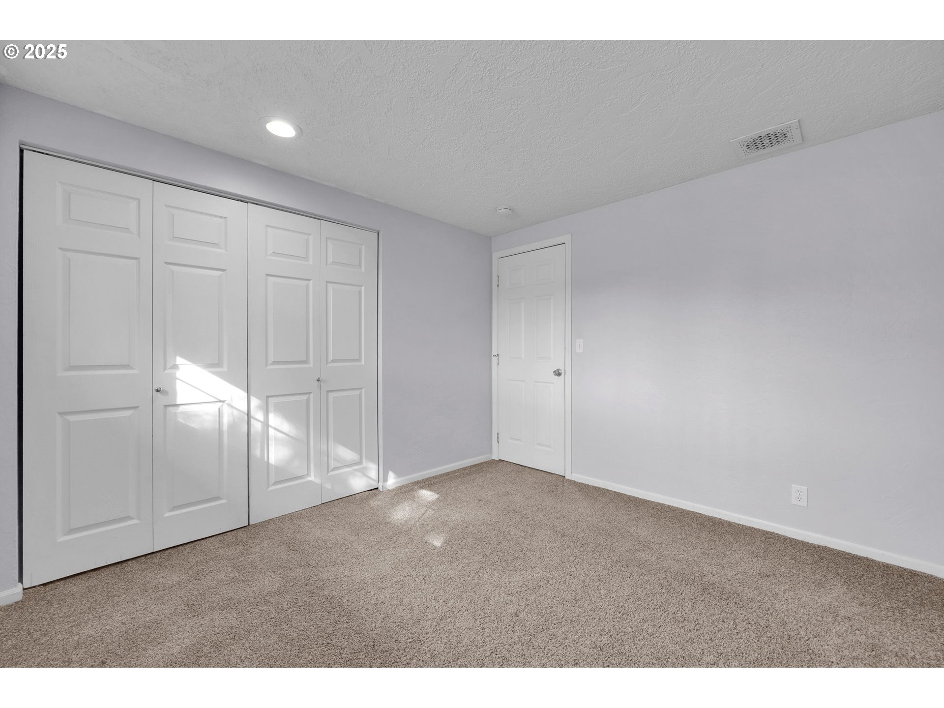 2793 Summer Lane Eugene, OR 97404 - Photo 8 of 15