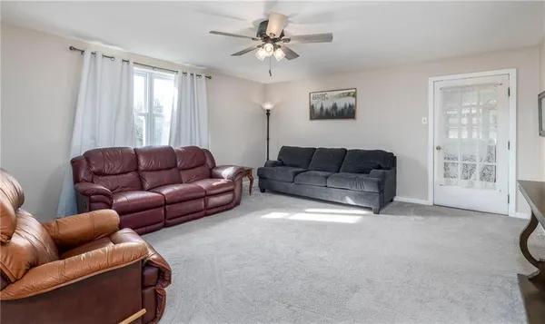 $230,000 | 1971 Henderson Avenue, Washington, PA 15301