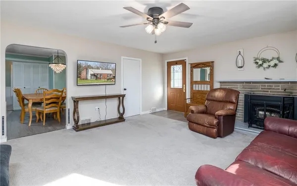 $230,000 | 1971 Henderson Avenue, Washington, PA 15301