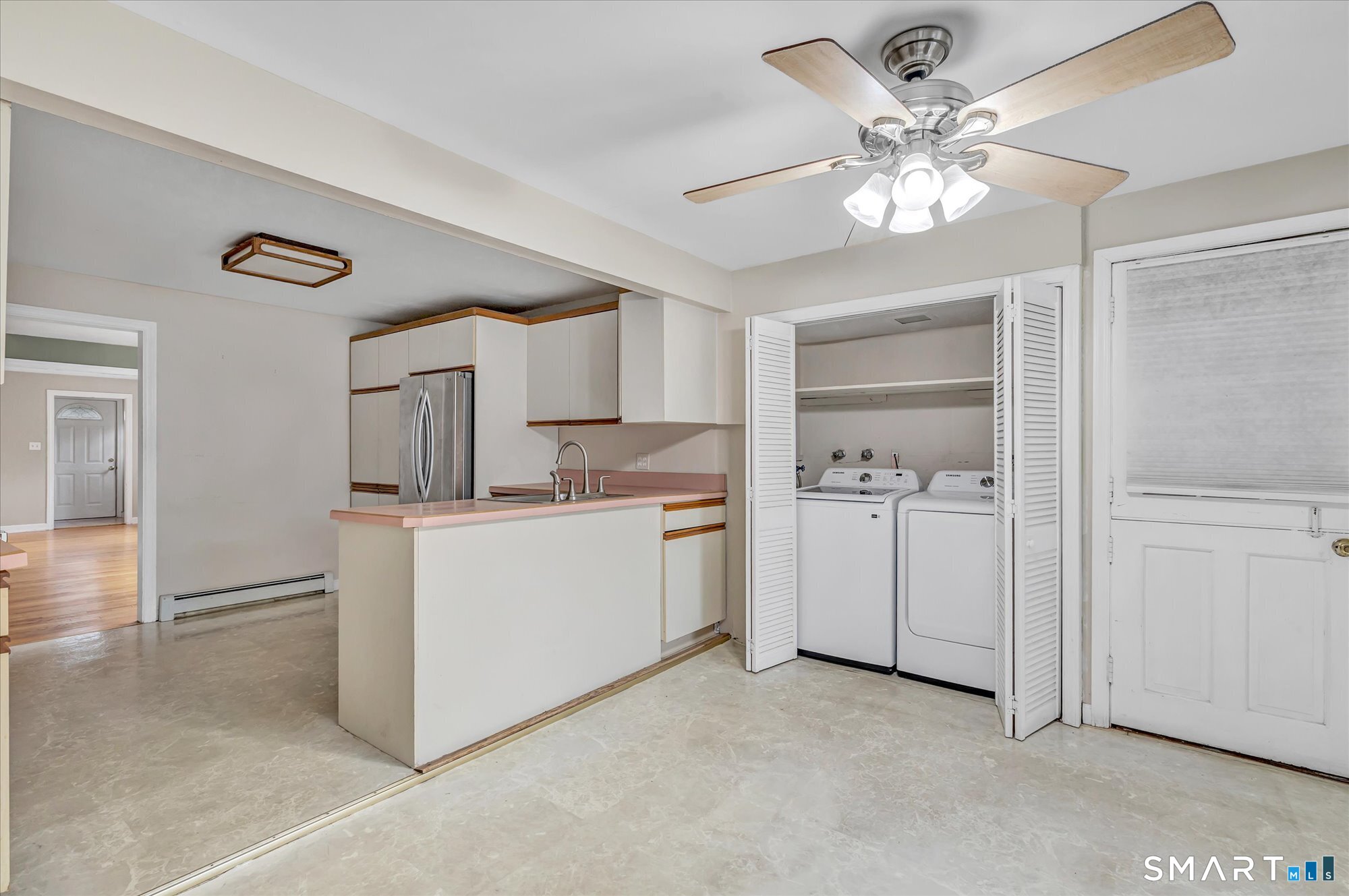 90 Ulrich Road Stratford, CT 06614 - Photo 14 of 38 Gallery Image 14