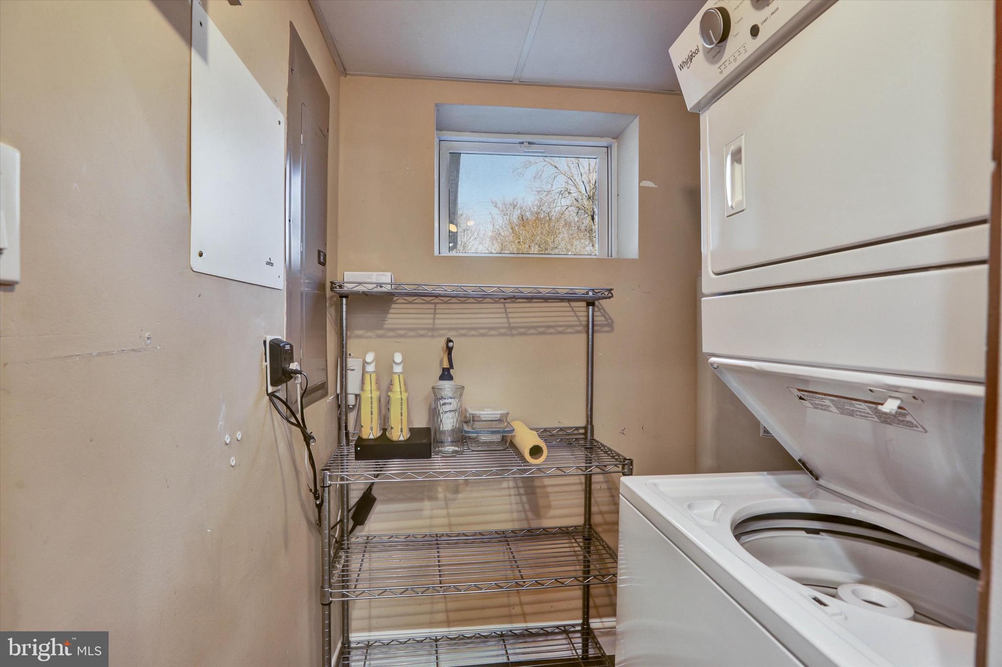 722 Genessee Street Annapolis, MD 21401 - Photo 37 of 42 a bathroom with a sink and mirror