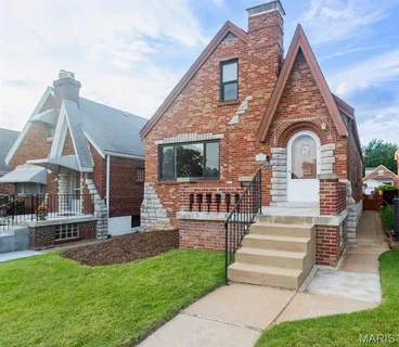 $349,900 | 5665 Oleatha Avenue, St. Louis, MO 63139