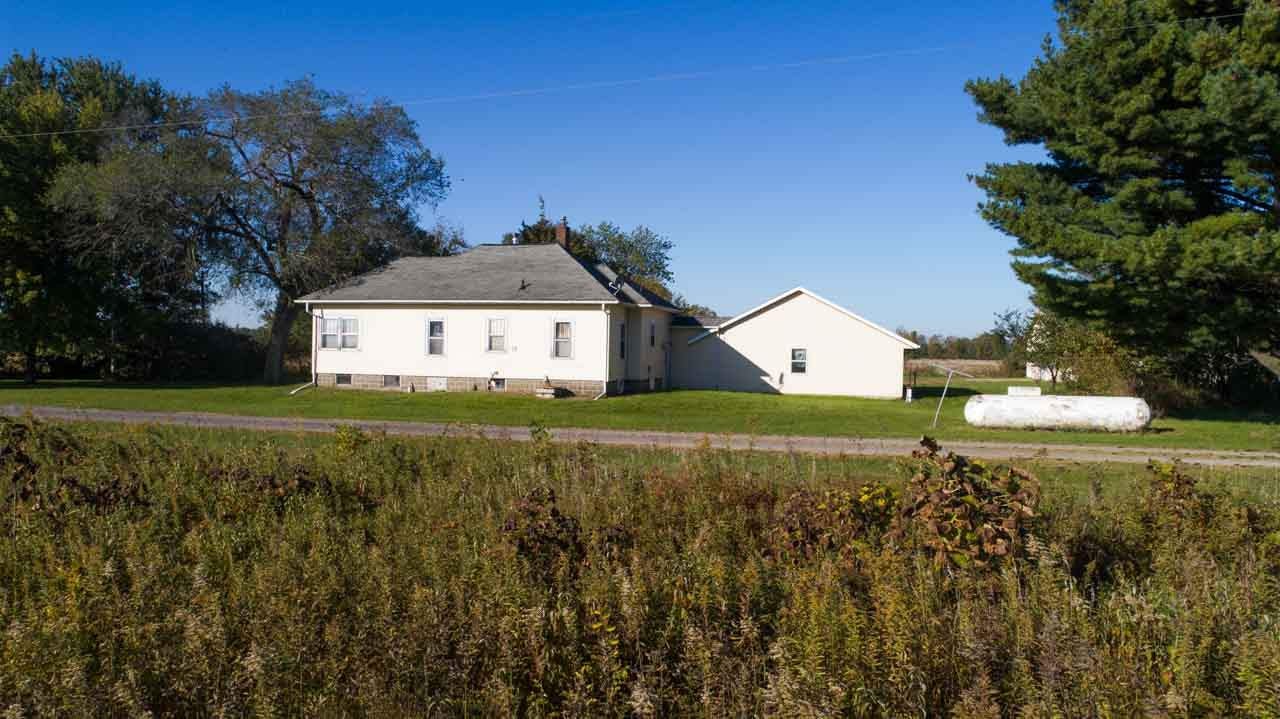 1249 Willow Avenue Riverside, IA 52327 - Photo 10 of 17 Gallery Image 10