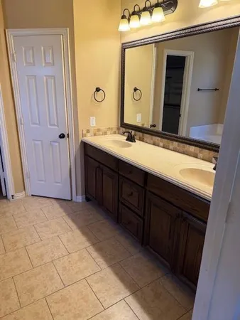 $2,350 | 5683 Hummingbird Lane, Fairview, TX 75069