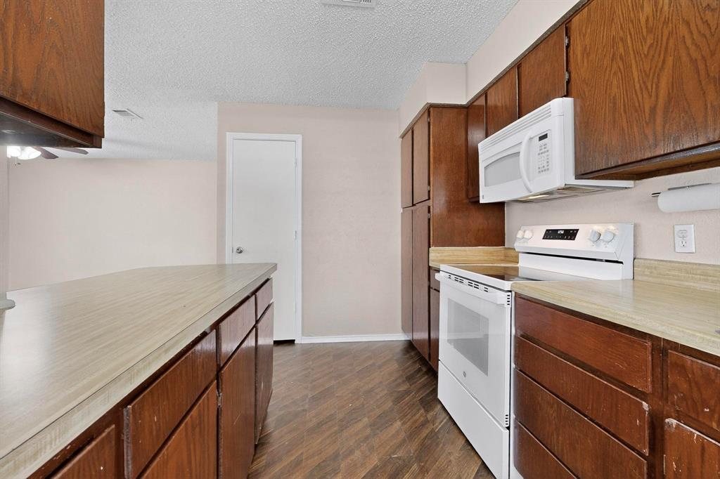 912 North Nursery Road Irving, TX 75061 - Photo 14 of 33