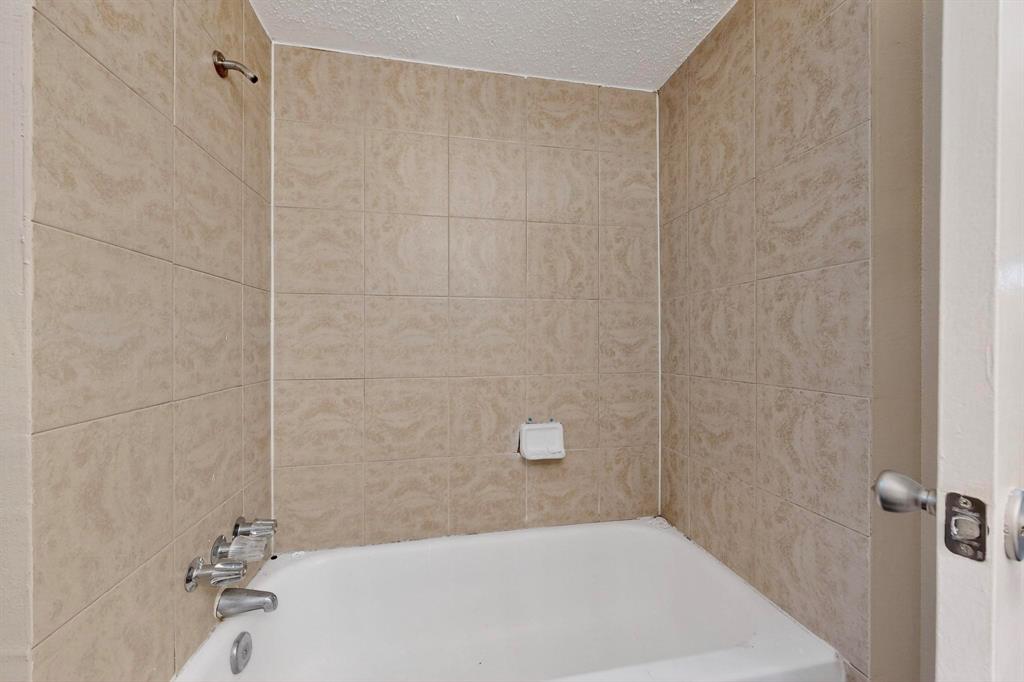 912 North Nursery Road Irving, TX 75061 - Photo 25 of 33