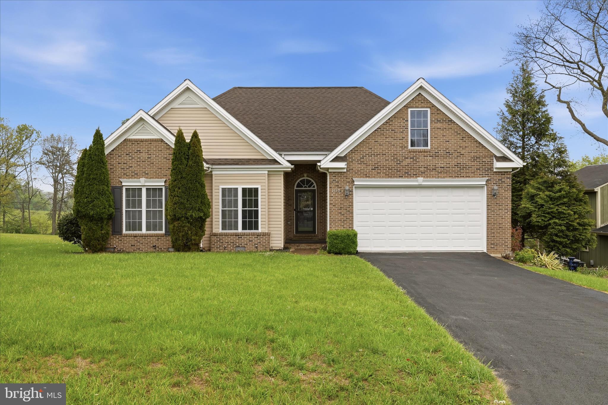 101 Putter Place Cross Junction, VA 22625 - Photo 1 of 46 Welcome Home!