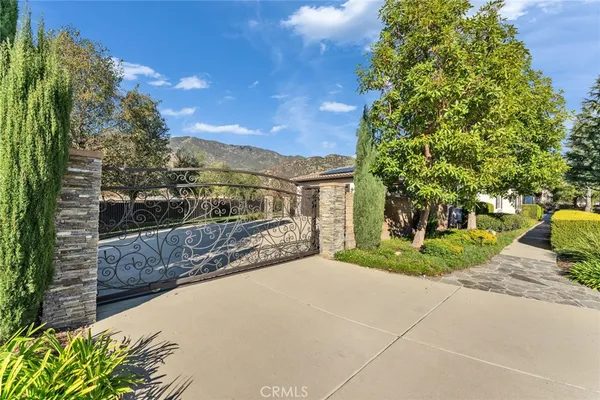 $2,590,000 | 949 Moody Place, Claremont, CA 91711