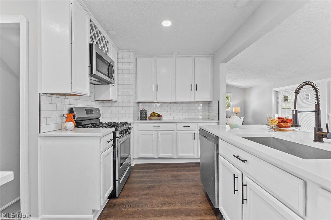 3083 Joslyn Road Cleveland, OH 44111 - Photo 16 of 35 Gallery Image 16