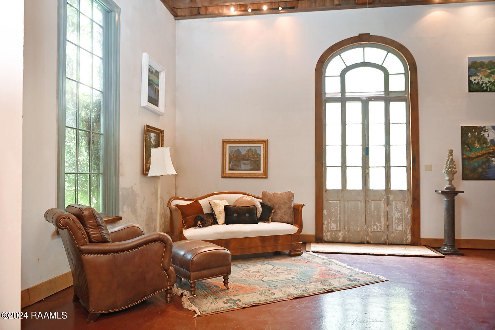 508 Interstate 49 Sunset, LA 70584 - Photo 23 of 45 Primary bedroom sitting area