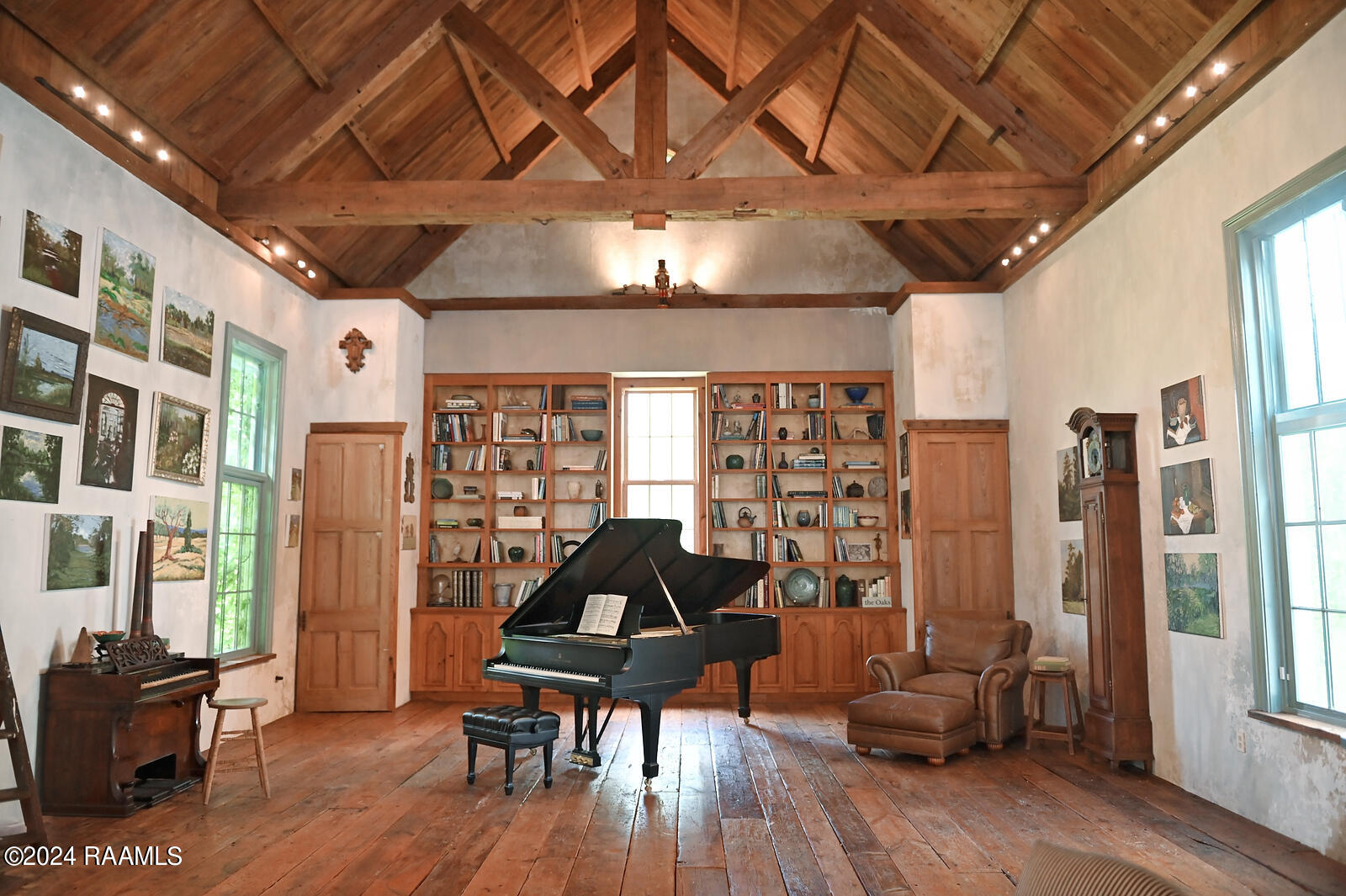 508 Interstate 49 Sunset, LA 70584 - Photo 31 of 45 Upstairs gallery West facing view