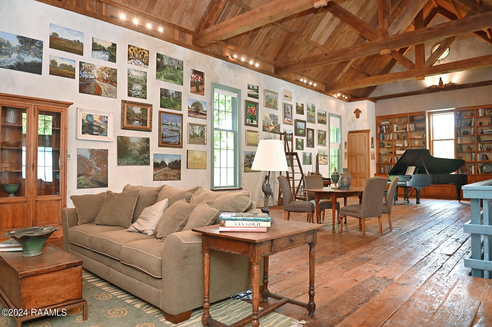508 Interstate 49 Sunset, LA 70584 - Photo 33 of 45 Upstairs gallery view C
