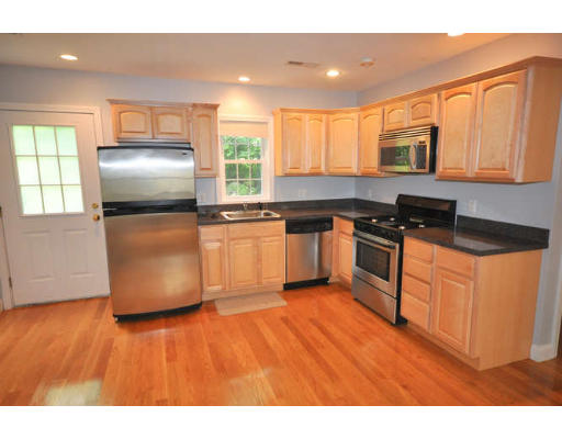 7 Spring Road, Unit 7 Arlington, MA 02476 - Photo 3 of 12 Gallery Image 3