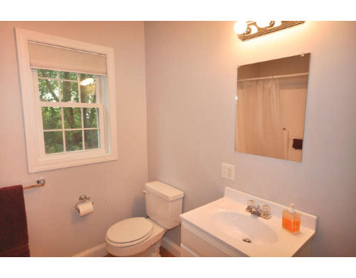 7 Spring Road, Unit 7 Arlington, MA 02476 - Photo 8 of 12 Gallery Image 8