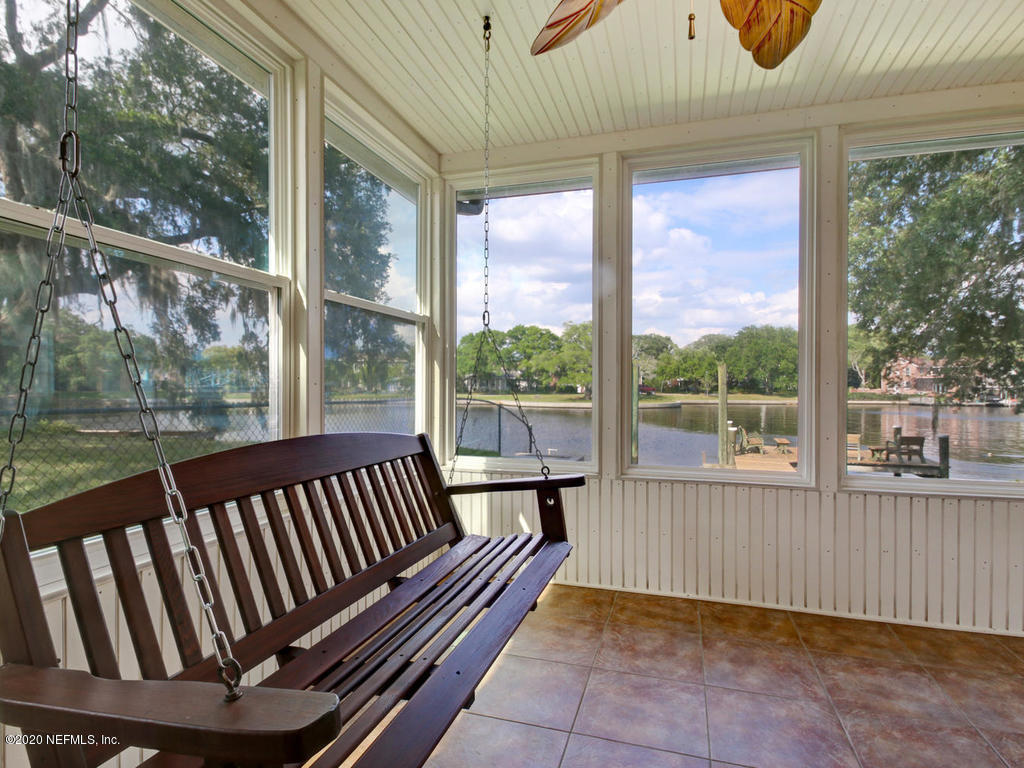 1925 River Road Jacksonville, FL 32207 - Photo 36 of 48 Porch Swing