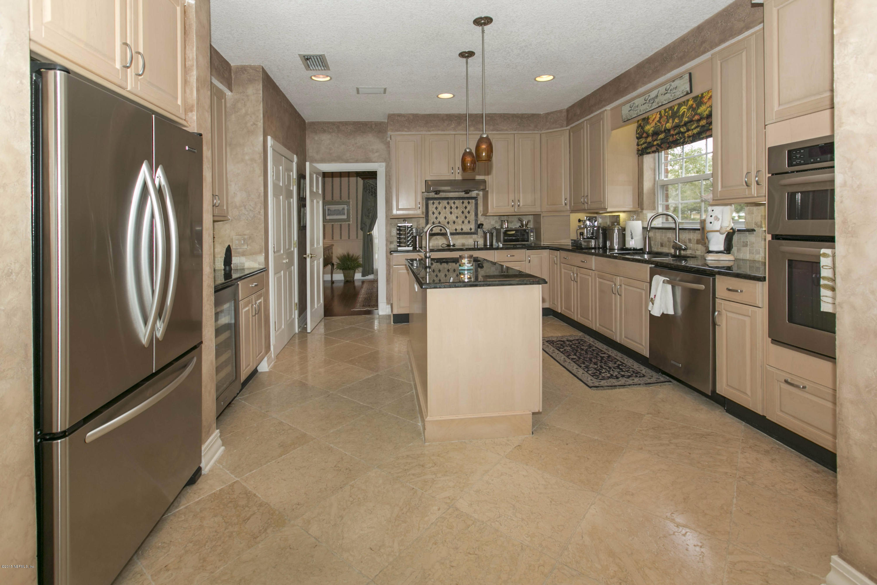 8287 Riding Club Road Jacksonville, FL 32256 - Photo 8 of 24 Kitchen (10)
