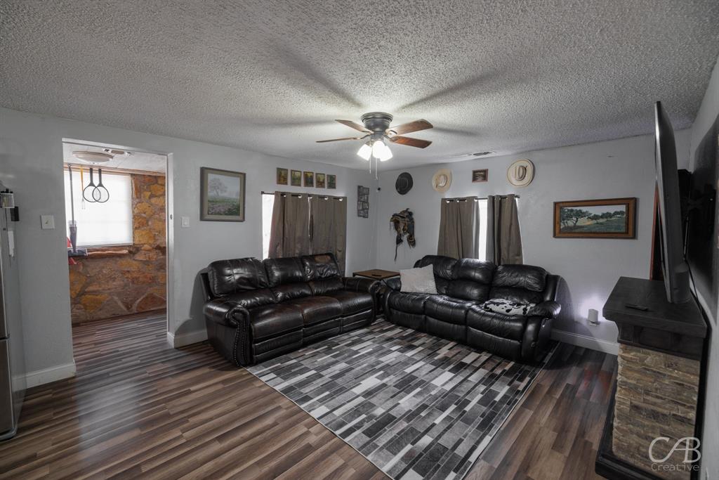 609 North 4th Street West Clyde, TX 79510 - Photo 6 of 26