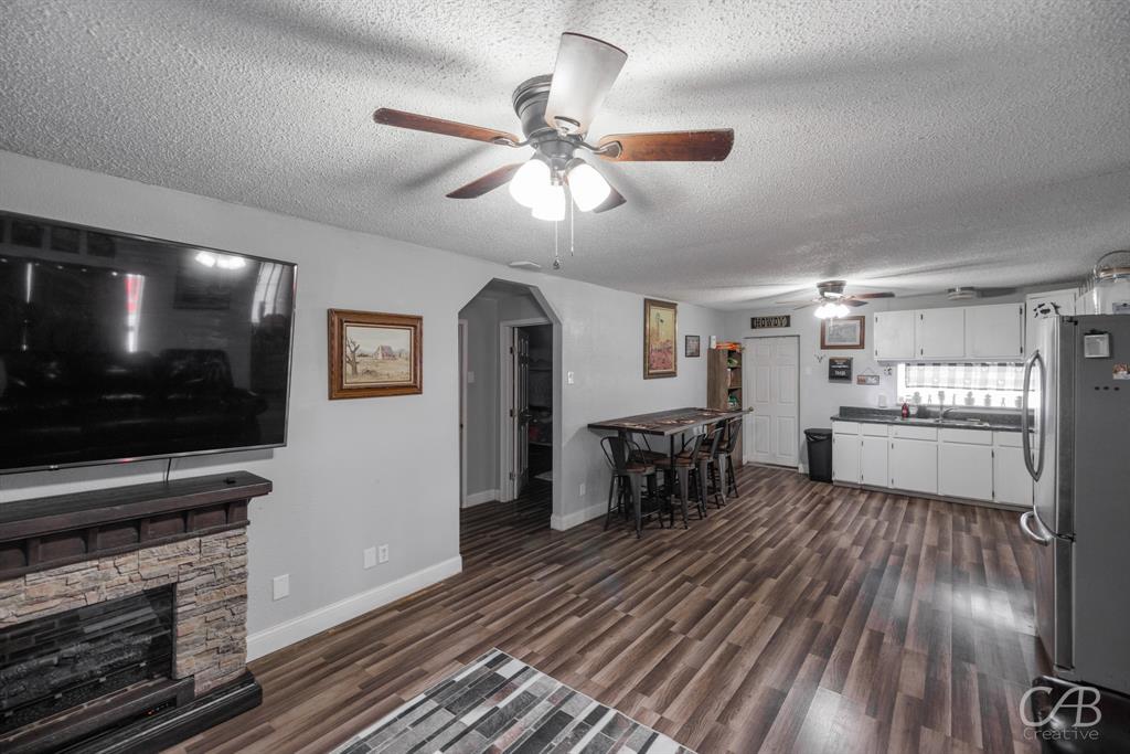 609 North 4th Street West Clyde, TX 79510 - Photo 8 of 26