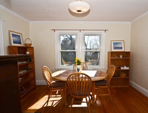 10 Reyem Street Waltham, MA 02453 - Photo 4 of 11 Gallery Image 4