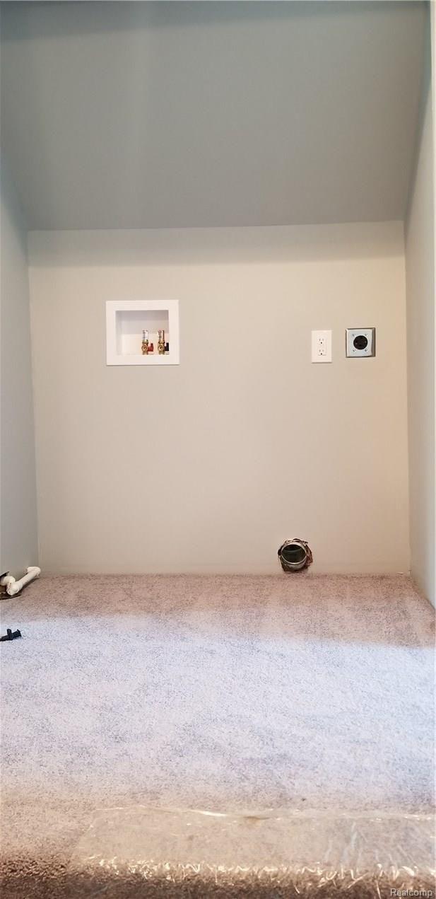 43409 Willow Road Belleville, MI 48111 - Photo 9 of 38 20180813_111624.jpg