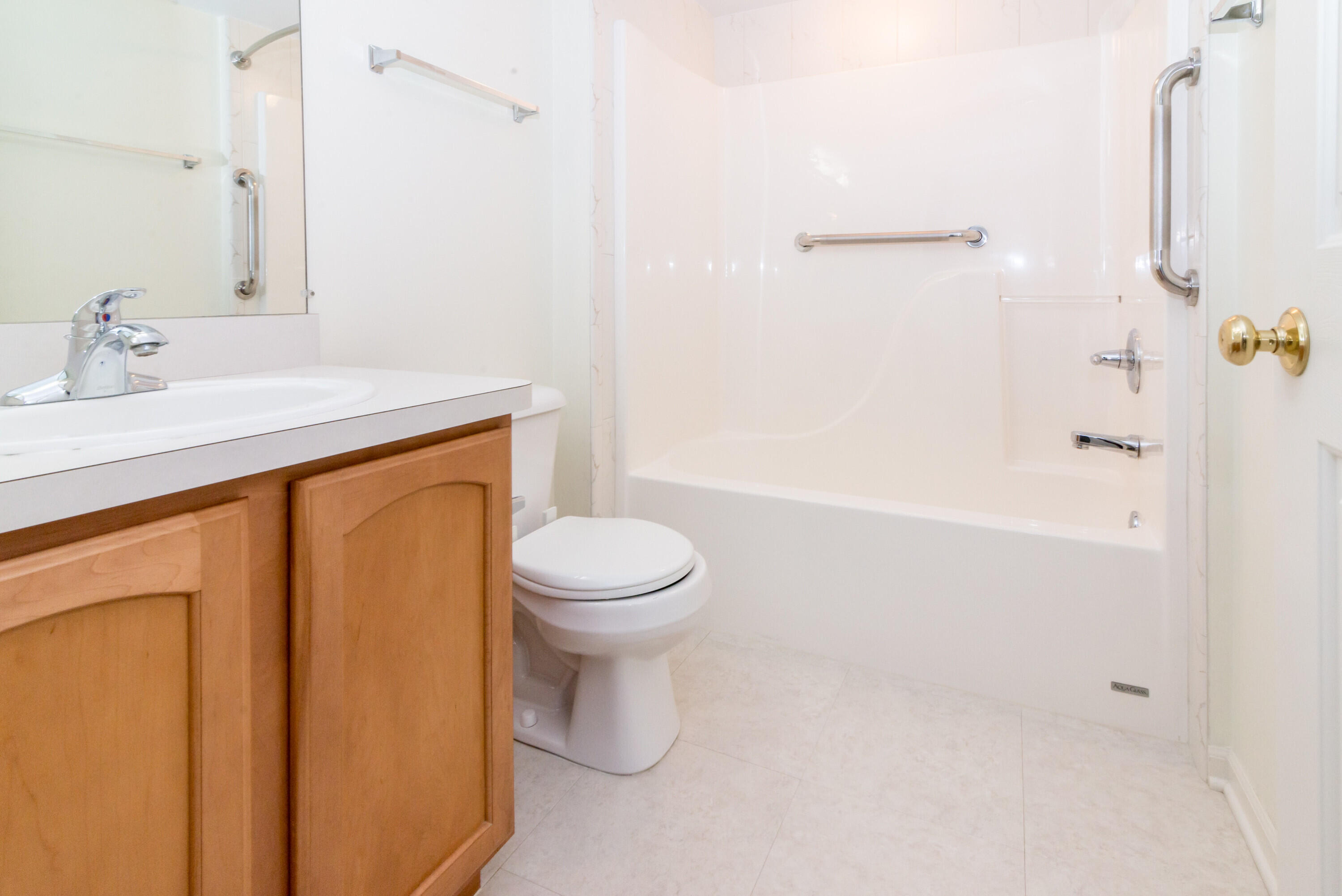 728 Cobblestone Way Chelsea, MI 48118 - Photo 27 of 37 new_20260107_dsc_2987