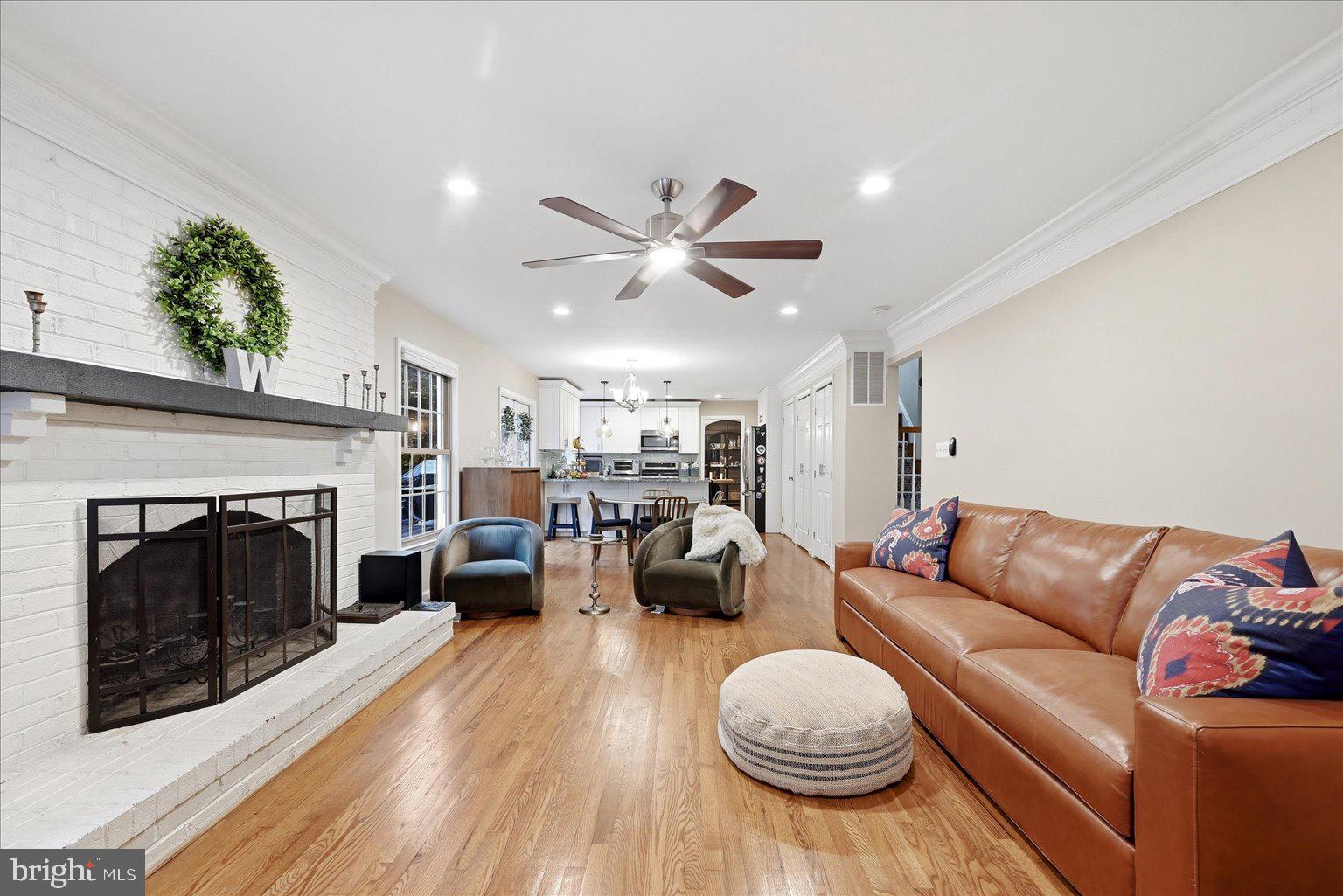 911 Riva Ridge Drive Great Falls, VA 22066 - Photo 22 of 55 Inviting living space with cozy charm.