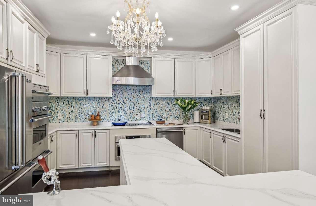 10900 Tara Road Rockville, MD 20854 - Photo 12 of 38