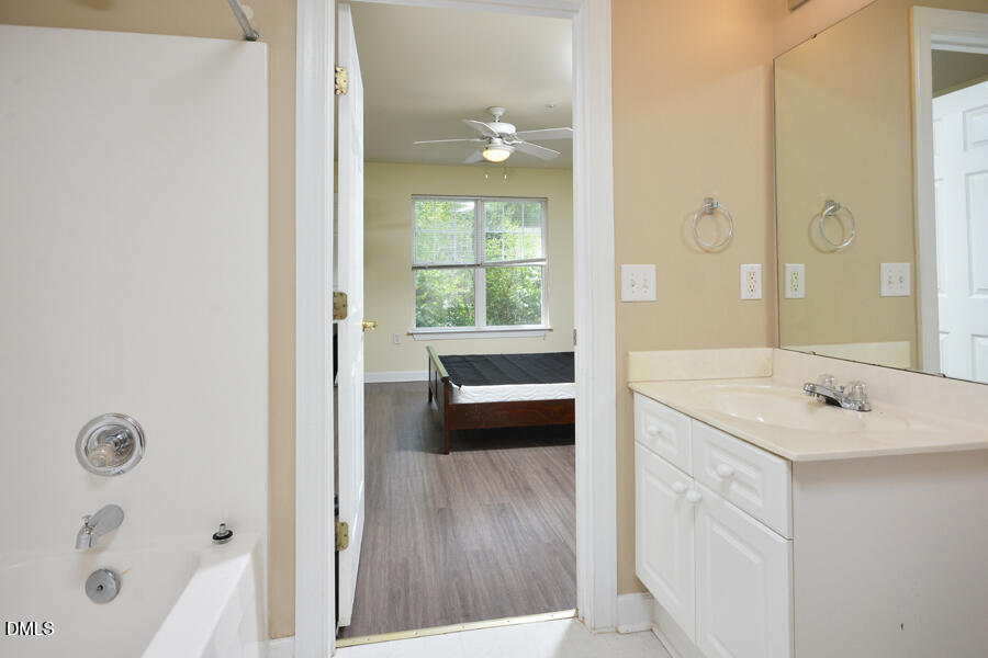 929 Morreene Road, Unit D23 Durham, NC 27705 - Photo 22 of 25 DSC_6549